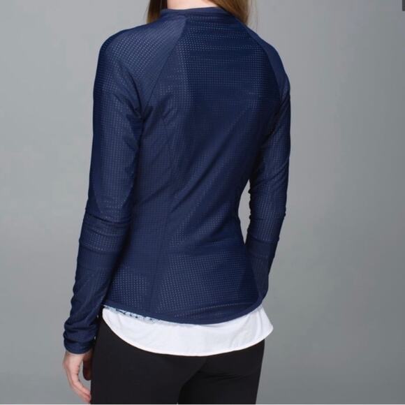 Lululemon Find Your Bliss Jacket size 6 Navy Blue - Picture 2 of 16